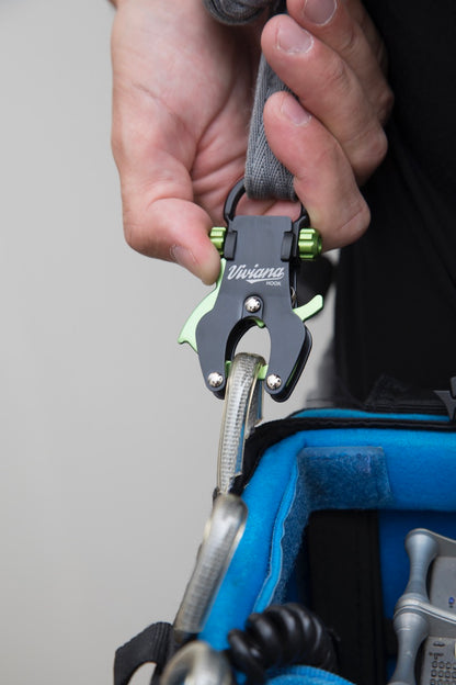 Viviana Hook - Carabiner for Sound Bags